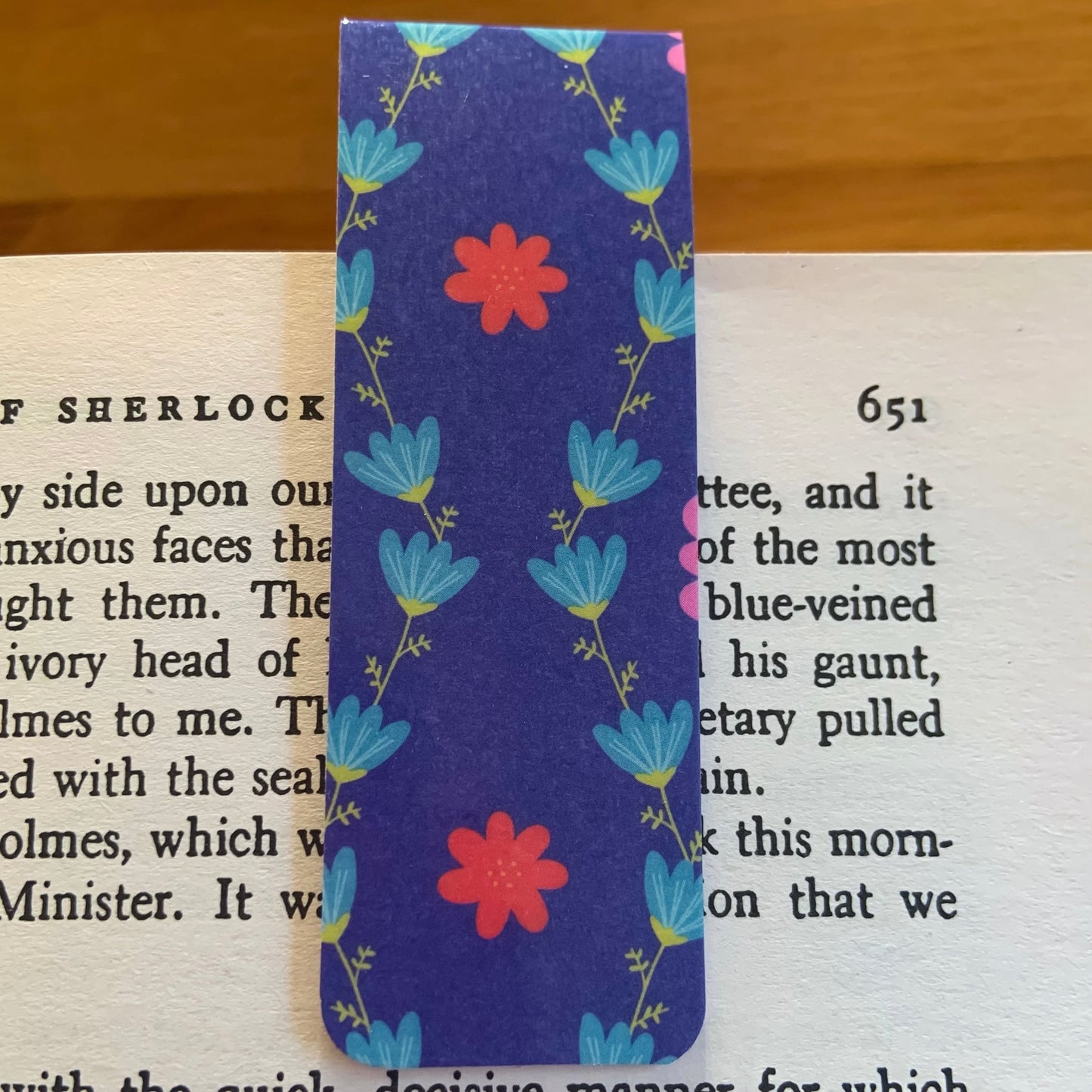 Blue floral magnetic bookmarks - Bookmarks - Made by Saskia