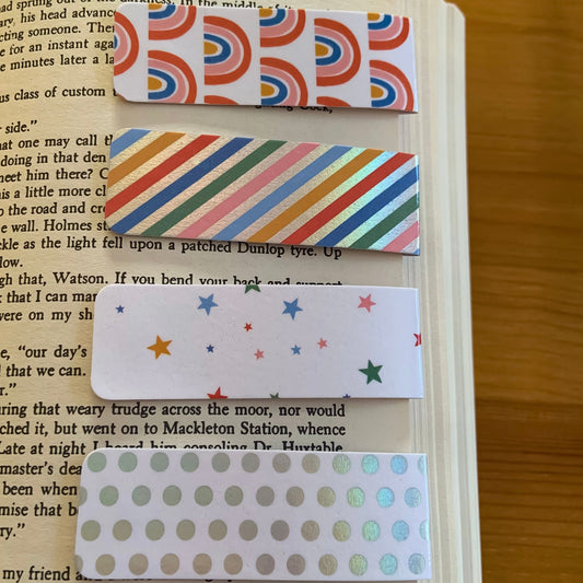 Rainbow shooting stars magnetic bookmarks - Bookmarks - Made by Saskia