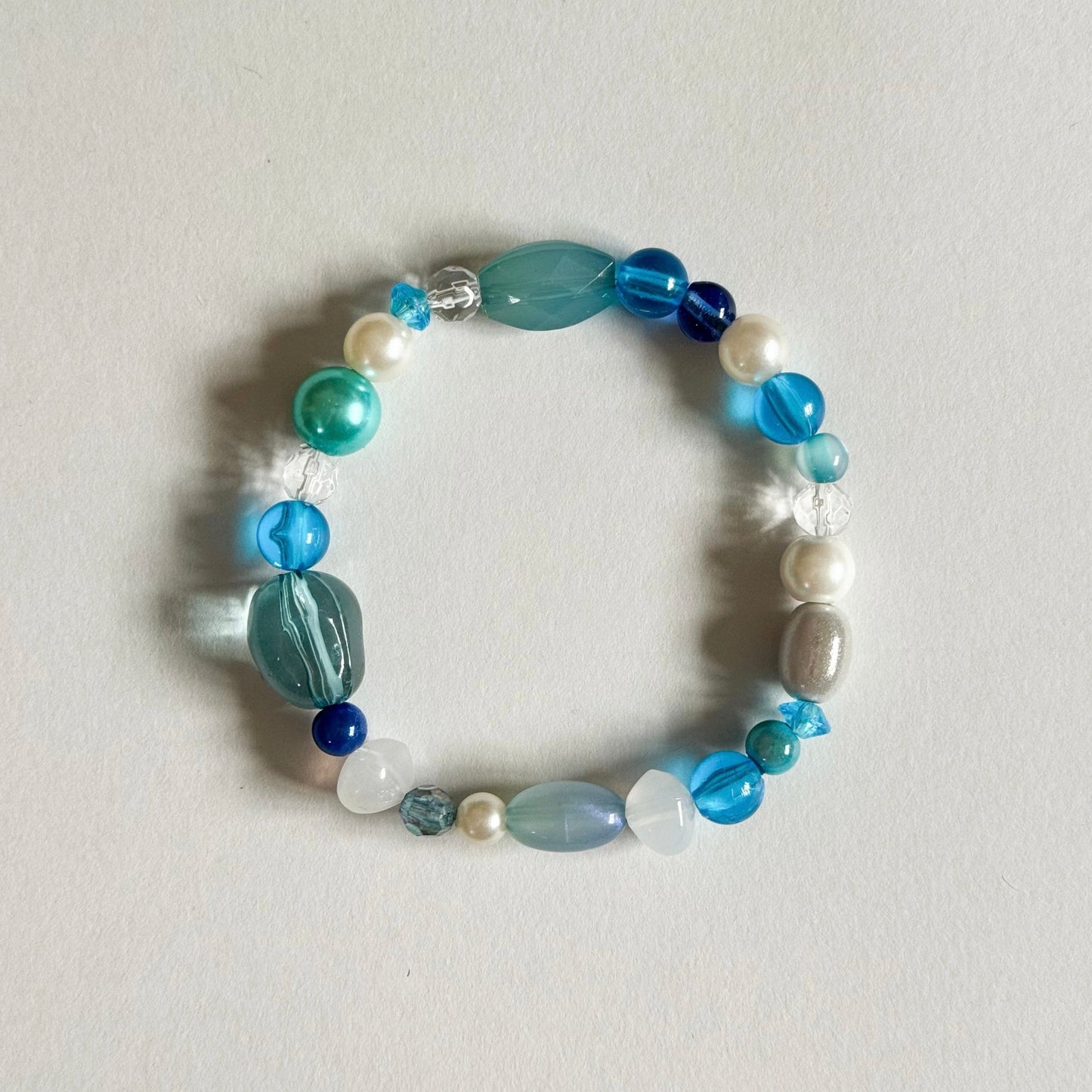 Blue mix reclaimed beads beaded elastic bracelet - Bracelets - Made by Saskia