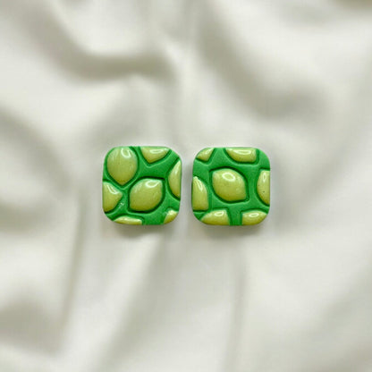 Green lemon textured square studs - Earrings - Made by Saskia