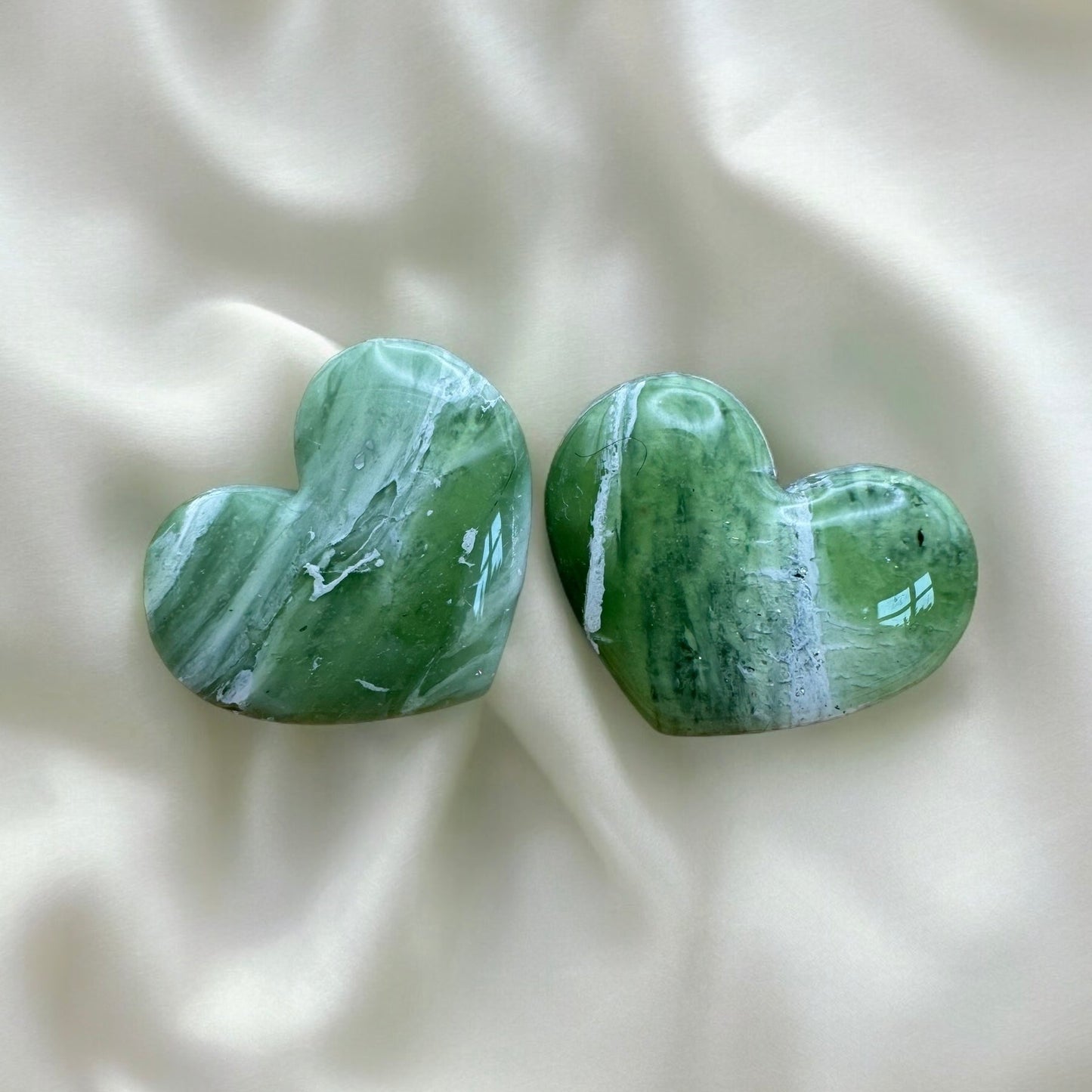 Green marble heart studs - Earrings - Made by Saskia