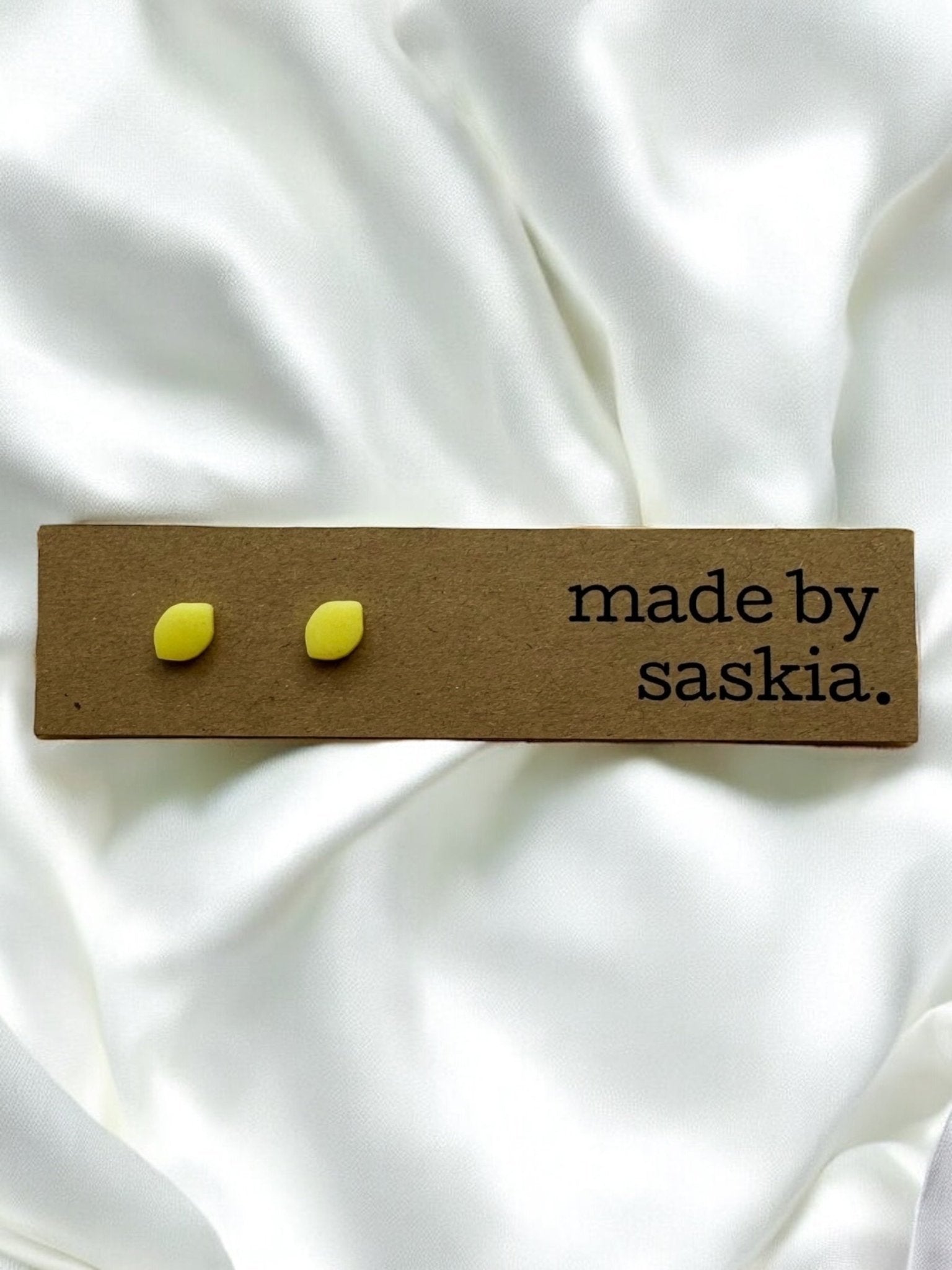 Light yellow lemon fruit mini studs - Earrings - Made by Saskia