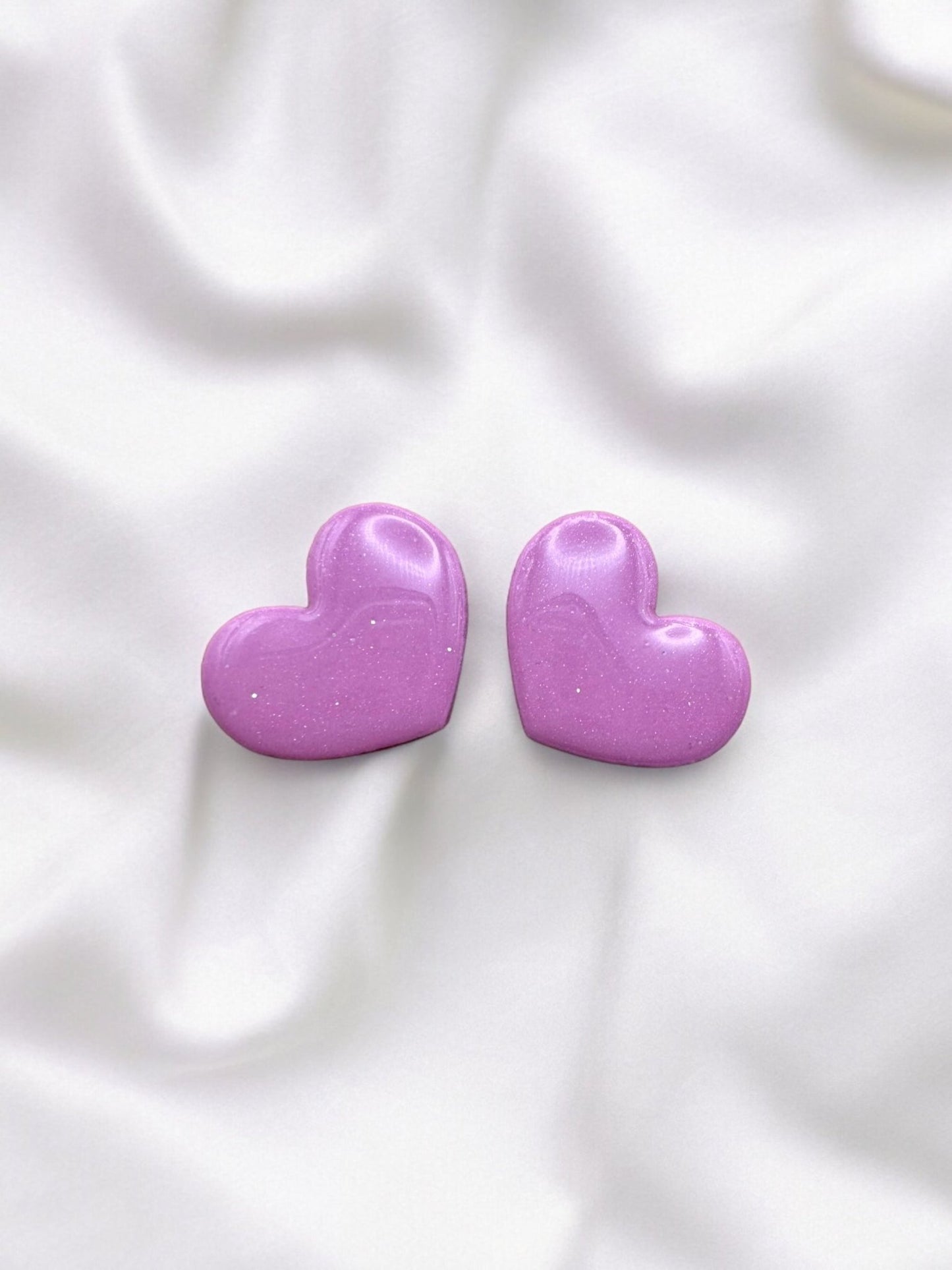 Lilac heart studs - Earrings - Made by Saskia