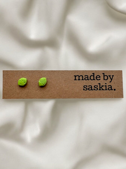 Lime fruit mini studs - Earrings - Made by Saskia