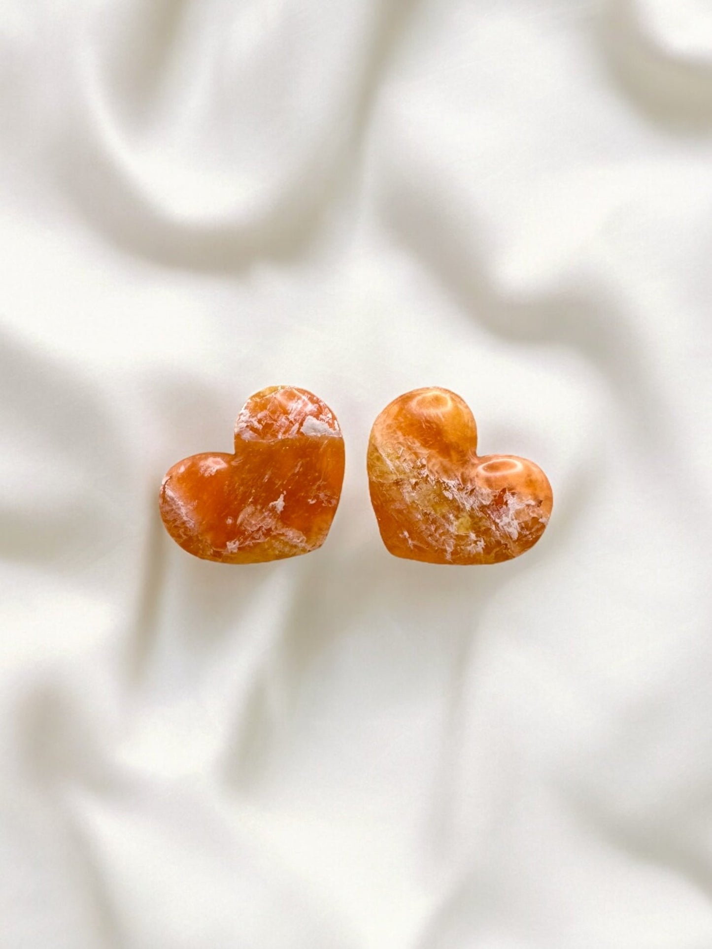 Orange and yellow marble heart studs - Earrings - Made by Saskia