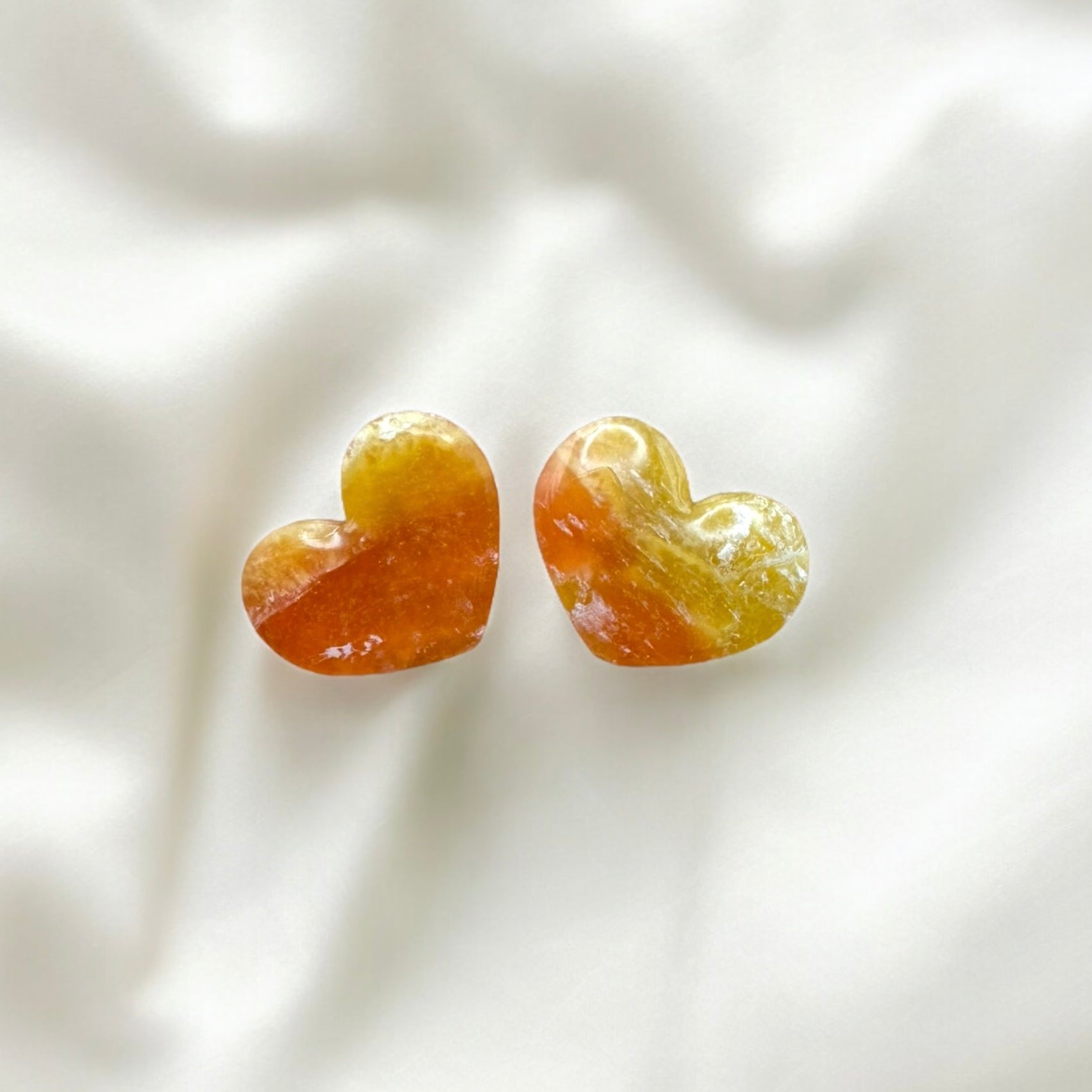 Orange and yellow marble heart studs - Earrings - Made by Saskia