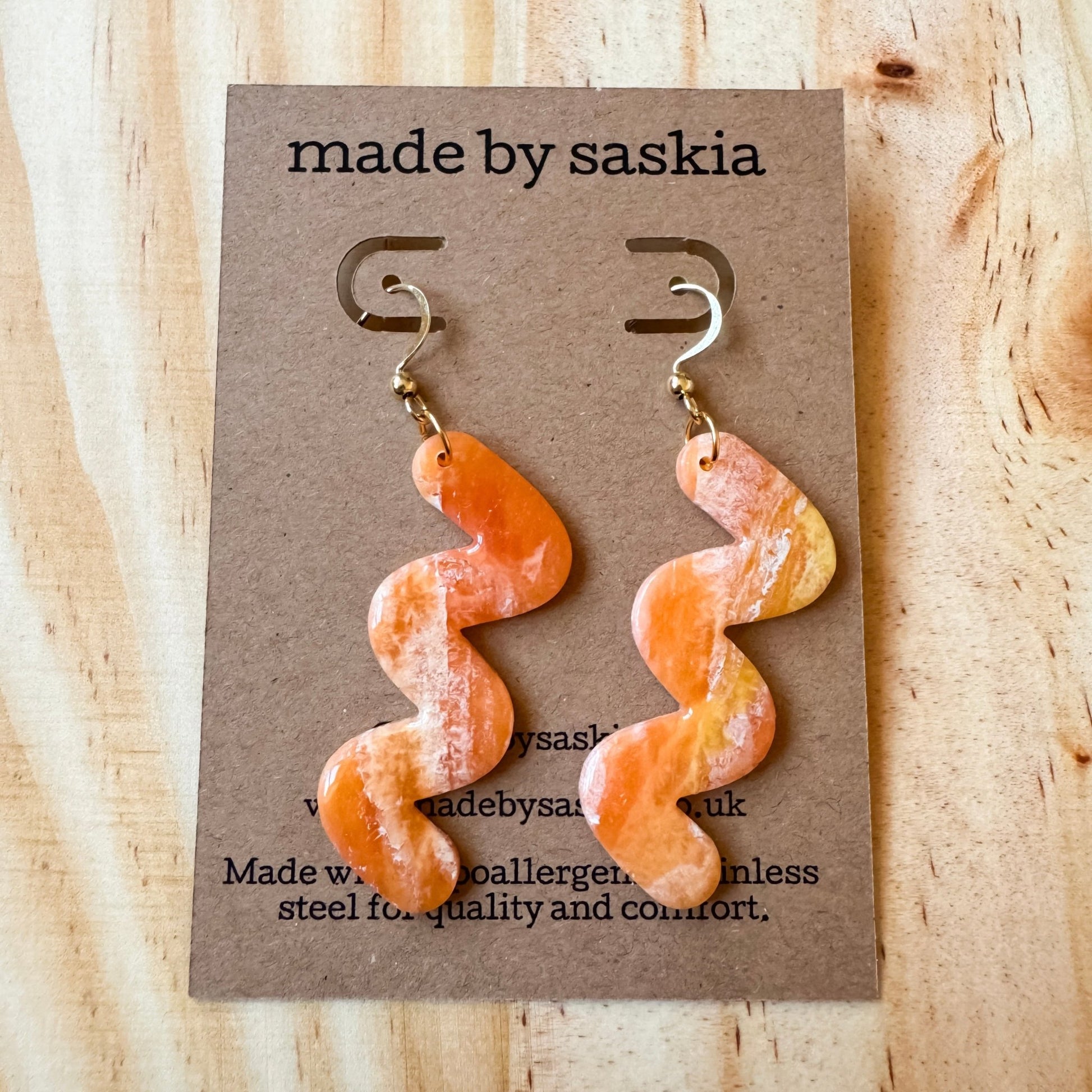 Orange and yellow marble squiggle dangle earrings - Earrings - Made by Saskia