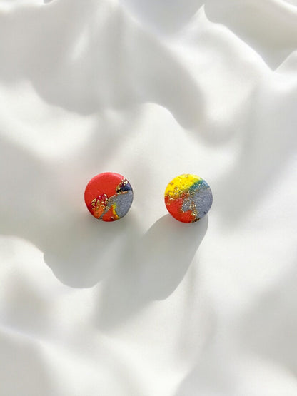 Orange, grey and yellow metallic abstract simple studs - Earrings - Made by Saskia