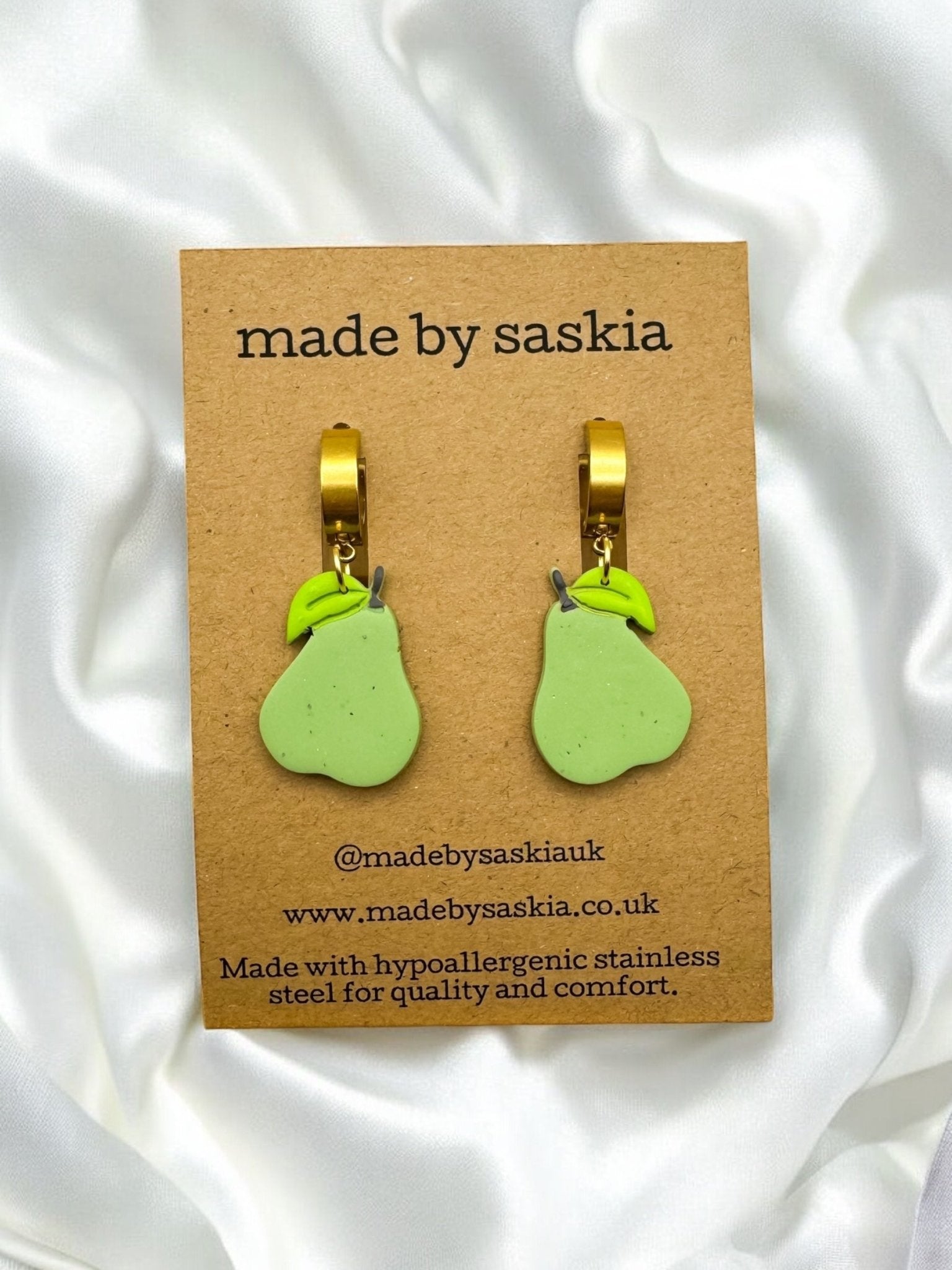 Pears huggie hoop earrings - Earrings - Made by Saskia