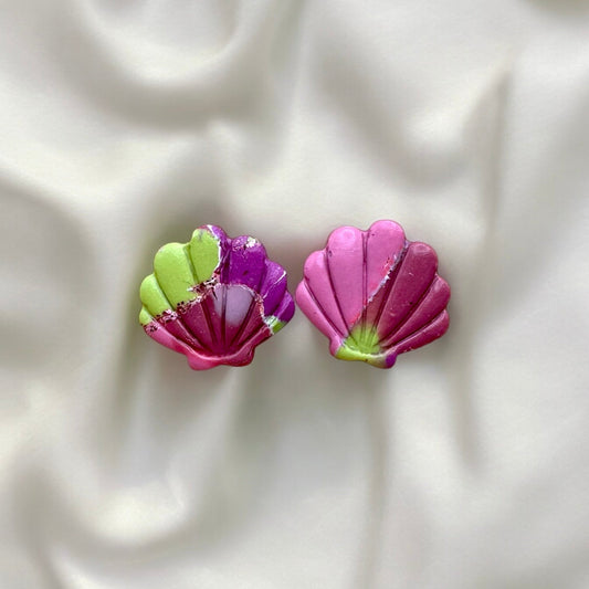 Purple and green marble seashell studs - Earrings - Made by Saskia