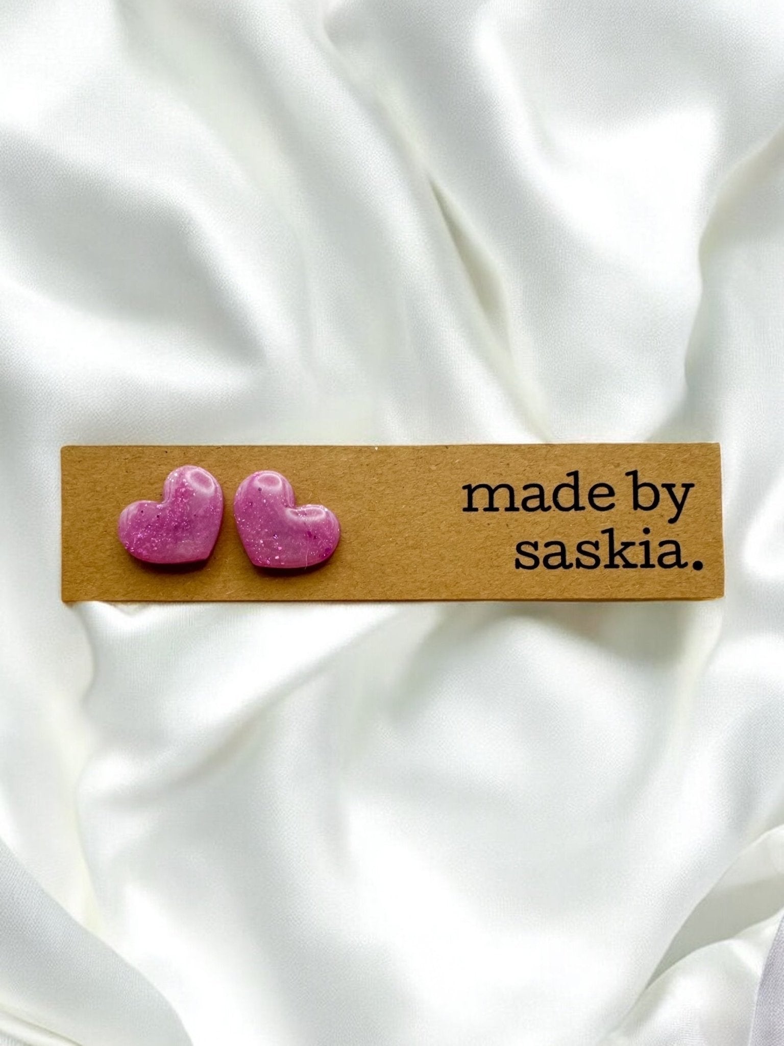 Purple glitter heart studs - Earrings - Made by Saskia