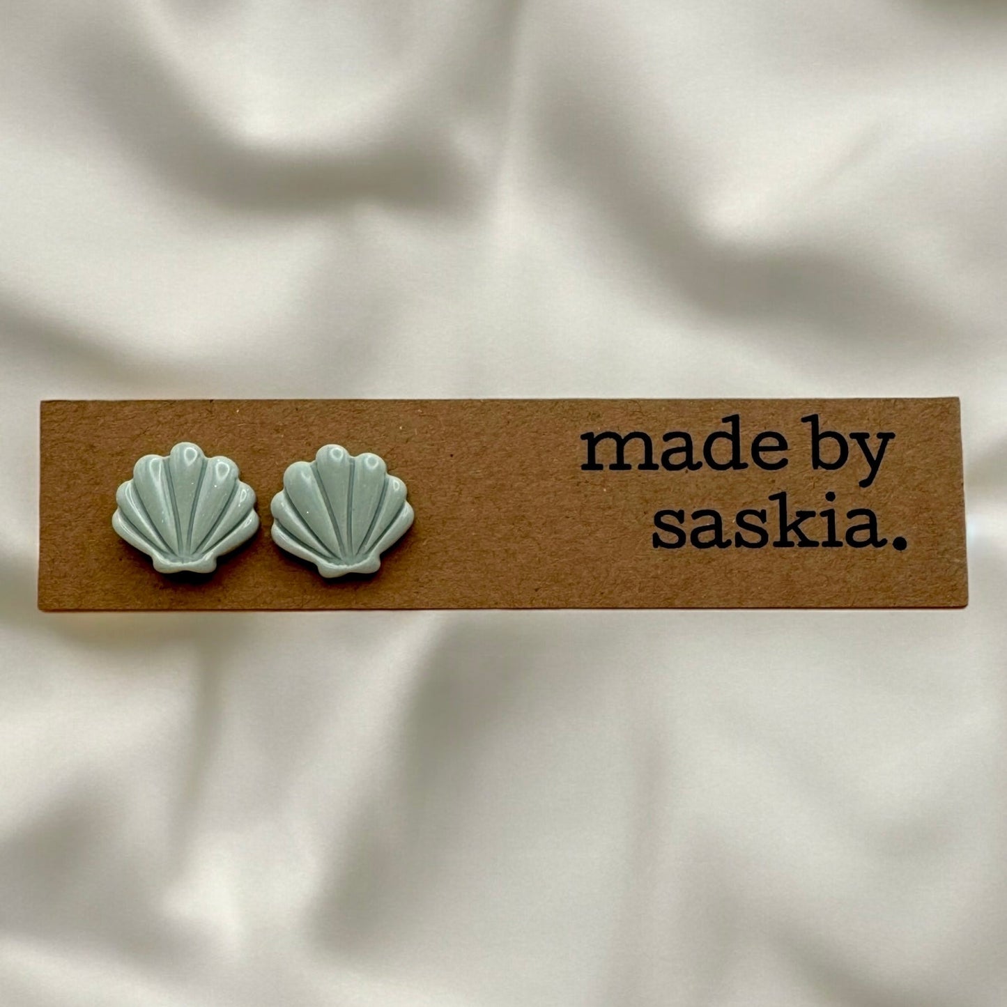 Sage green seashell studs - Earrings - Made by Saskia