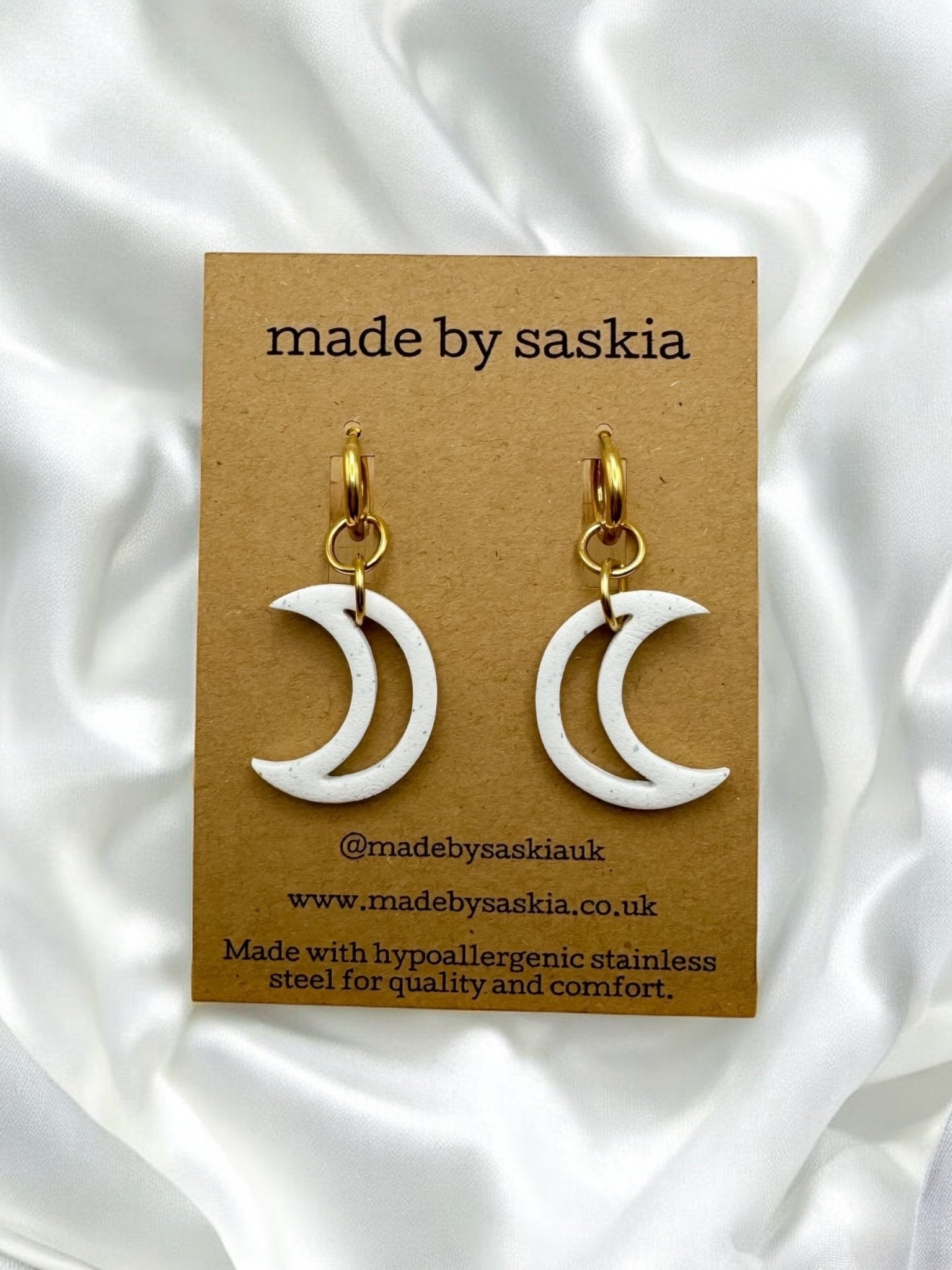 White speckle small moon hoop huggie earrings - Earrings - Made by Saskia